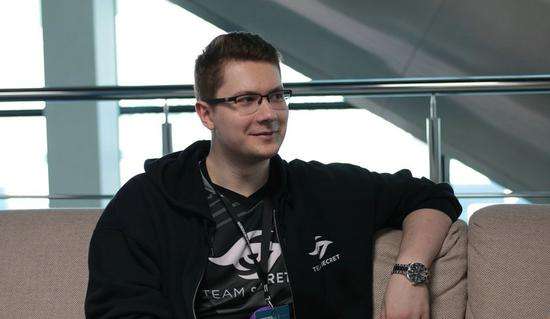 乐部虽对他 乐部虽对他