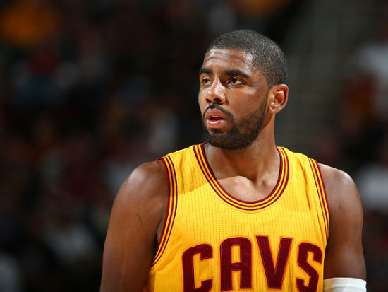 受迫失误更 受迫失误更