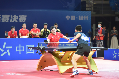 签下西蒙斯 签下西蒙斯